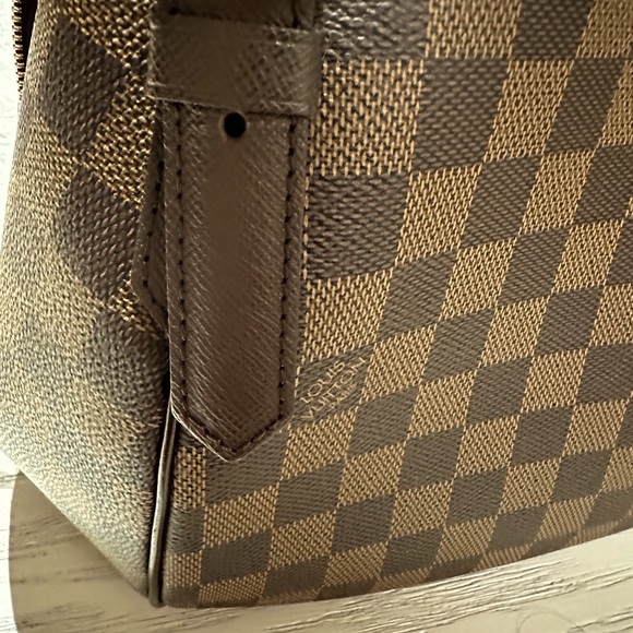 ❌SOLD ❌ EUC Auth Louis Vuitton Belem Damier MM Brown - Picture 5 of 14